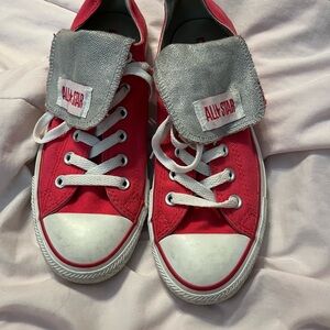 Converse women pink Canvas Low-Top Sneakers with White Accents